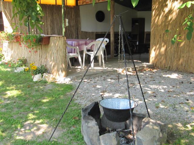 Andrea Apartmanhaz Balatongyörök Buitenkant foto