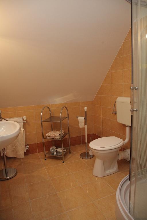 Andrea Apartmanhaz Balatongyörök Buitenkant foto