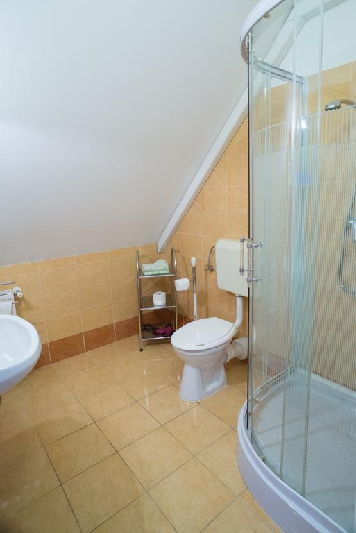 Andrea Apartmanhaz Balatongyörök Buitenkant foto