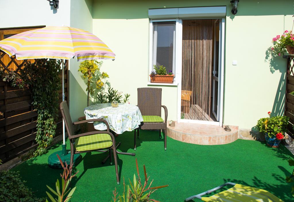 Andrea Apartmanhaz Balatongyörök Buitenkant foto