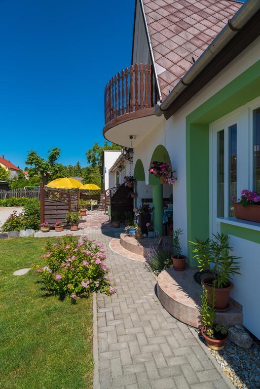 Andrea Apartmanhaz Balatongyörök Buitenkant foto